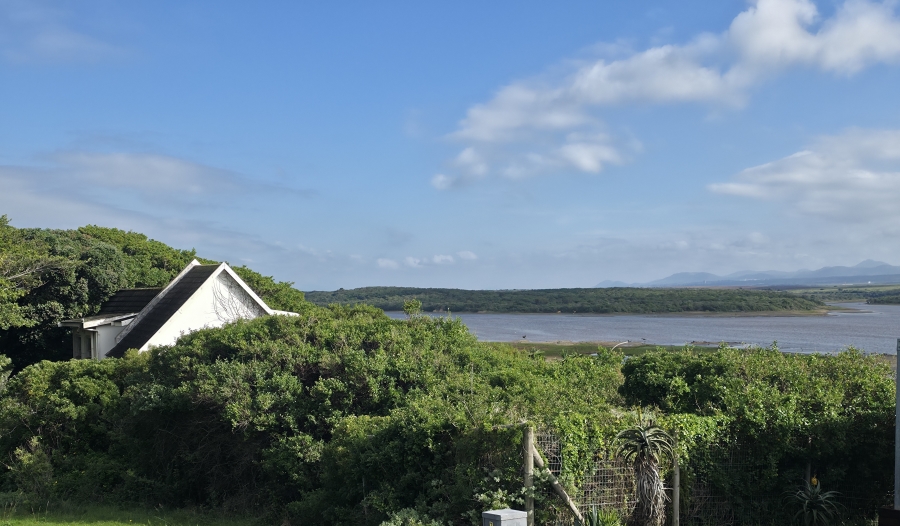 0 Bedroom Property for Sale in Paradise Beach Eastern Cape